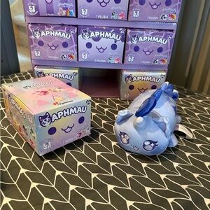Aphmau Limited Edition Purple Unicorn Cat